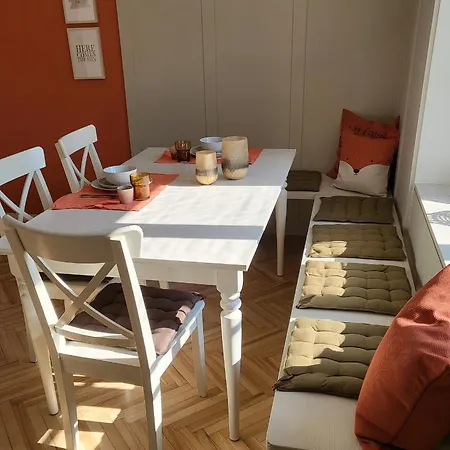 Apartman Orange Flat By Grazrentals Highest Standard & Free Parking *