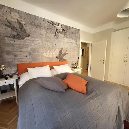 Orange Flat By Grazrentals Highest Standard & Free Parking