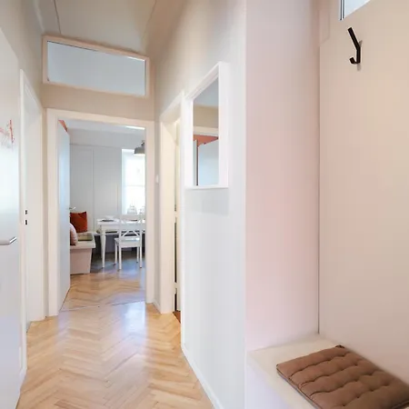 Orange Flat By Grazrentals Highest Standard & Free Parking Apartamento *