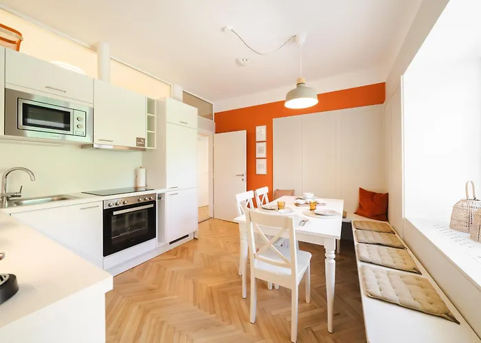 Orange Flat By Grazrentals Design 72m2 & Free Parking Apartamento Graz